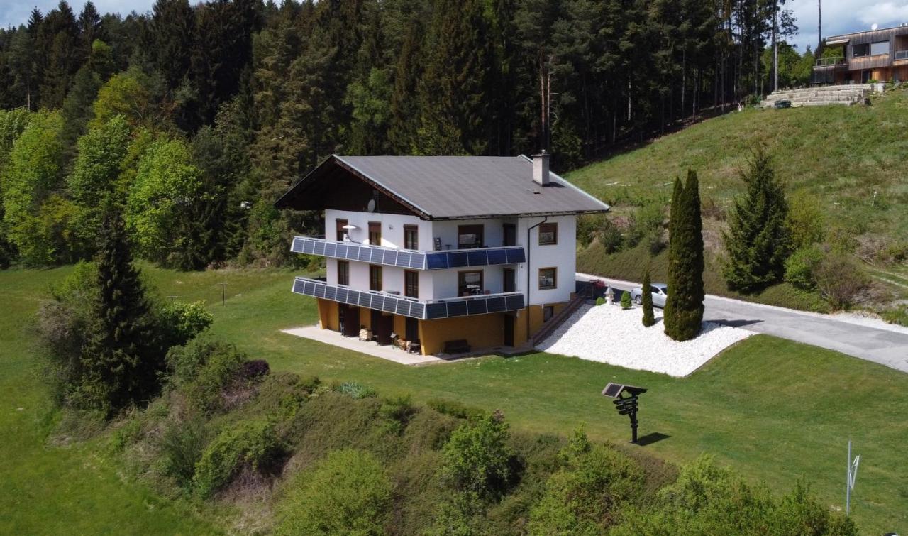 Ferienwohnungen Pirker Drobollach am Faakersee Exterior foto